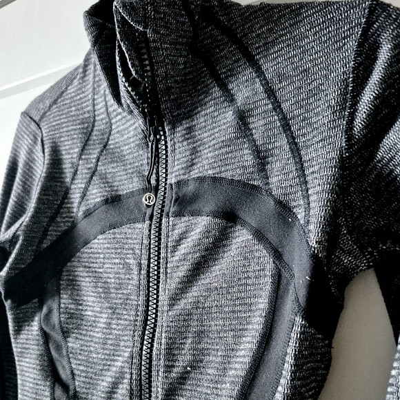 Lululemon Define Jacket - Picture 3 of 3